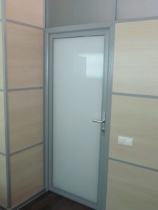 Межкомнатная алюминиевая дверь GFTD747